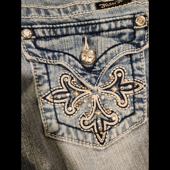 Miss Me Jeans - Picture 6 of 14